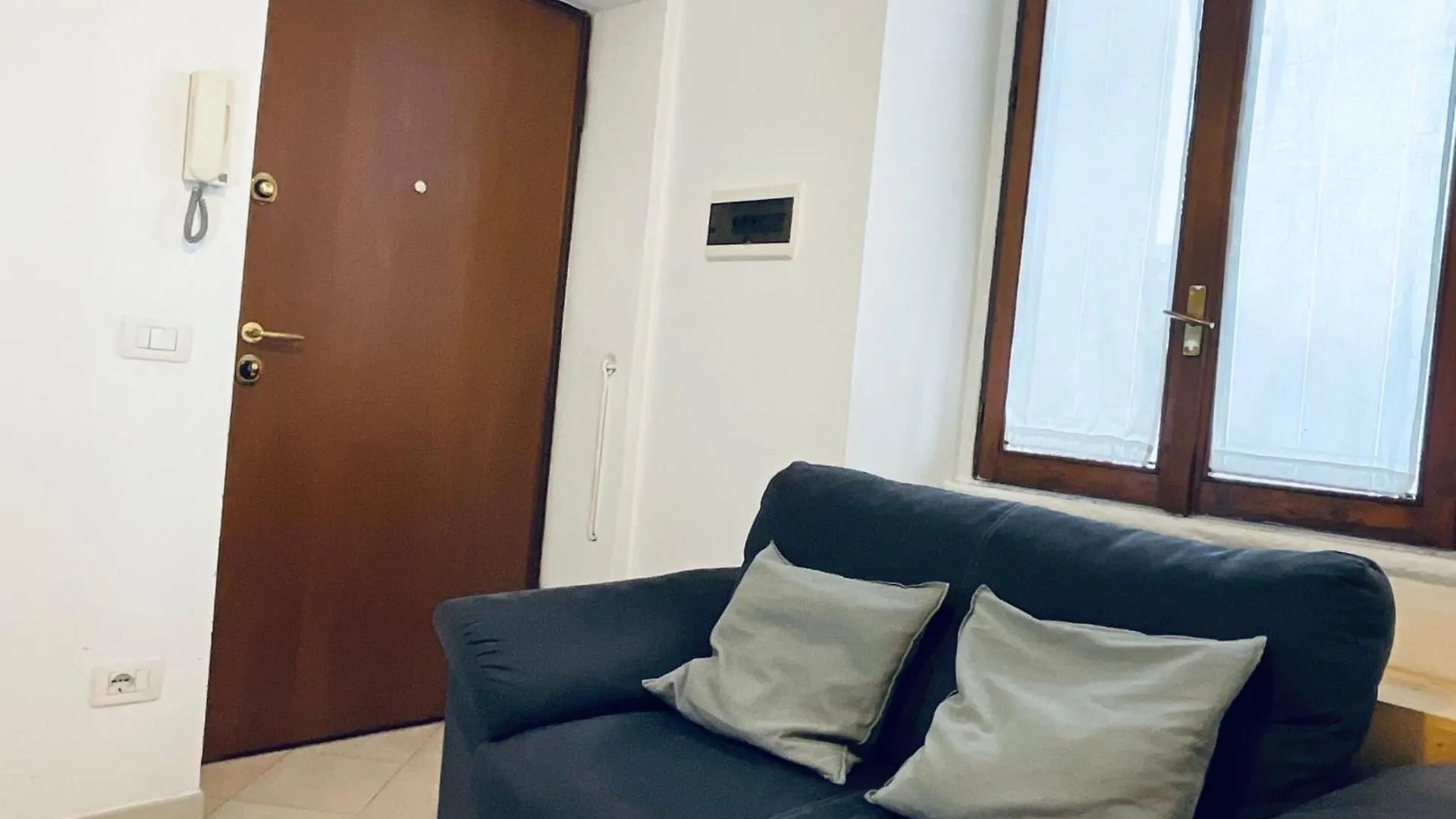 Milano Navigli Superior Flats Apartment Italy